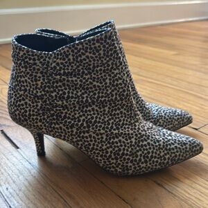 Kelly & Katie cheetah booties 7.5